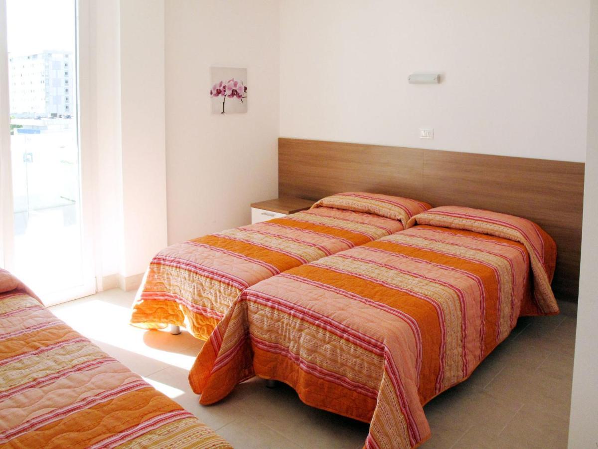 Apartment Fiore-2 By Interhome Lignano Sabbiadoro Eksteriør bilde
